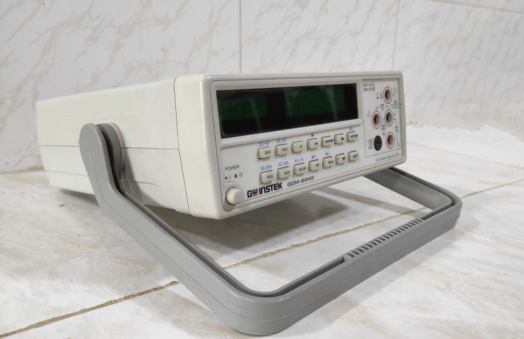 مولتی متر رومیزی حرفه ای گودویل ساخت تایوان مدل GDM-8245