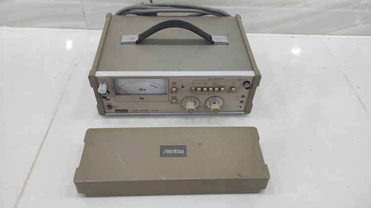 لِوِلمتر( Level ) حرفهای آنریتسو برند Anritsu مدل ML424B ساخت ژاپن