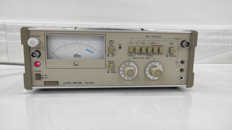لِوِلمتر( Level ) حرفهای آنریتسو برند Anritsu مدل ML424B ساخت ژاپن